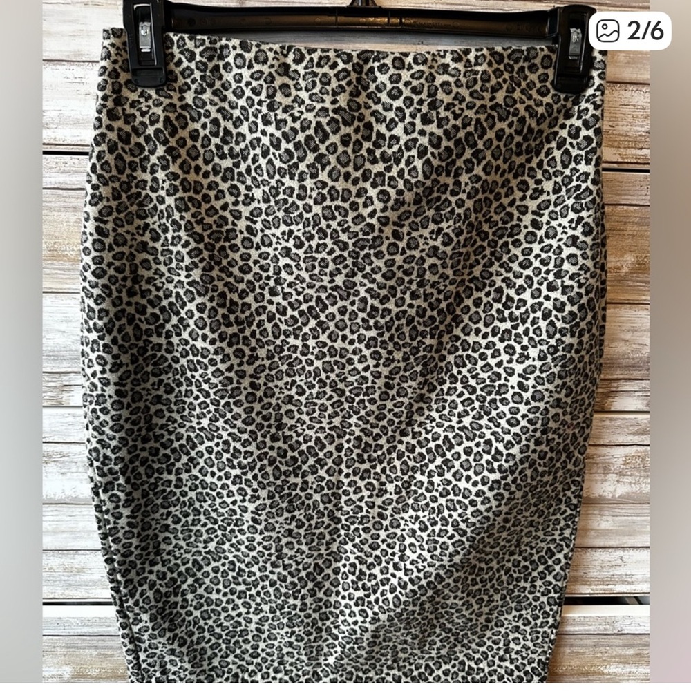 π Express Leopard Print High Rise Pull-On Pencil Skirt Size M - Picture 1 of 9